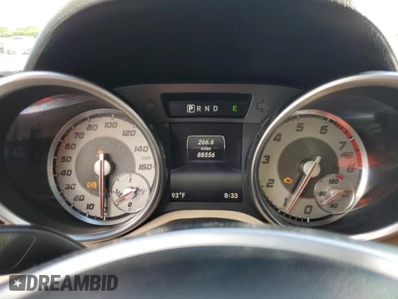 ✅ 2015 Mercedes-Benz SLK 250 • VIN: WDDPK4HA9FF112773 • Lot: 63842954. Listed on Copart with 88,556 mi. Free auction sales archive from the USA and detailed vehicle history report at DreamBid. Image 9.