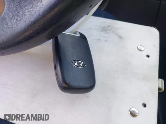 ✅ 2012 Hyundai Elantra GLS • VIN: 5NPDH4AE0CH149477 • Lot: 43529358. Listed on IAAI with 168,138 mi. Free auction sales archive from the USA and detailed vehicle history report at DreamBid. Image 11.