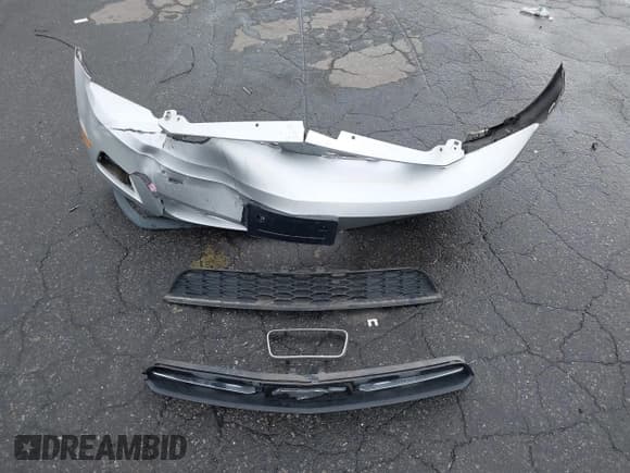 ✅ 2011 Ford Mustang V6 • VIN: 1ZVBP8EM9B5121479 • Lot: 42709308. Wystawiony na IAAI z przebiegiem 38 478 mil. Bezpłatny archiwum sprzedaży aukcyjnych z USA i szczegółowy raport historii pojazdu na DreamBid. Zdjęcie 12.