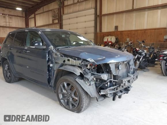 ✅ 2020 Jeep Grand Cherokee Limited X • VIN: 1C4RJFBG2LC420413 • Лот: 42366255. Опубликован ранее на IAAI с пробегом 53 788 миль. Бесплатный доступ к архиву аукционных продаж из США и подробный отчёт об истории автомобиля на DreamBid. Изображение 19.