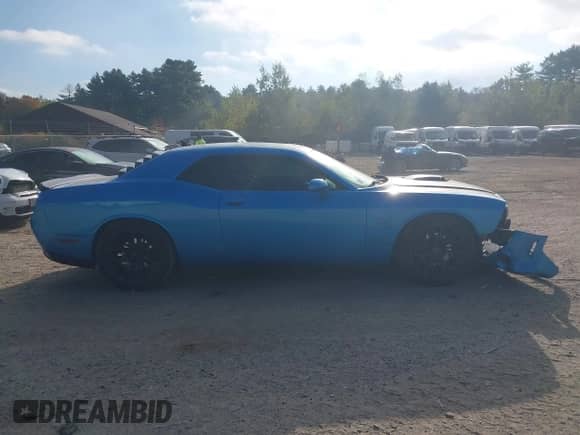 2015 Dodge Challenger R/T Plus z VIN 2C3CDZBT9FH804335, wystawiony jako IAAI lot #43386188 z przebiegiem 42 915 mil mil oraz . Historia ofert i sprzedaży dostępna na DreamBid. Obrazek 14.