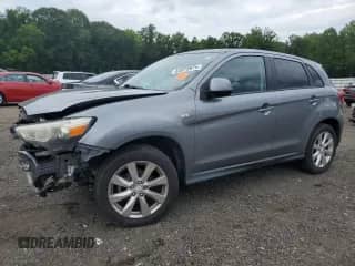 2013 Mitsubishi Outlander ES with VIN 4A4AR3AUXDE014308, listed as a Copart auction lot 64979975 with 130,127 mi miles and Salvage title. Bid and sale history available at DreamBid. Image 1.