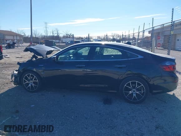 ✅ 2022 Honda Insight Touring • VIN: 19XZE4F91NE011707 • Lot: 43686289. Listed on IAAI with 78,561 mi. Free auction sales archive from the USA and detailed vehicle history report at DreamBid. Image 14.