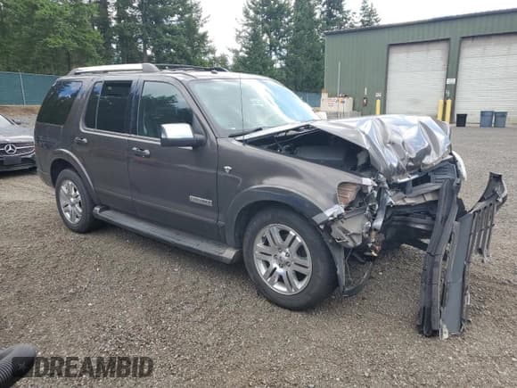 ✅ 2007 Ford Explorer Limited • VIN: 1FMEU75837UB84009 • Lot: 69622565. Wystawiony na Copart z przebiegiem 156 120 mil. Bezpłatny archiwum sprzedaży aukcyjnych z USA i szczegółowy raport historii pojazdu na DreamBid. Zdjęcie 4.