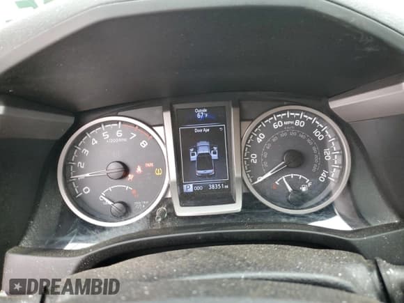 ✅ 2019 Toyota Tacoma SR5 • VIN: 5TFRZ5CN5KX082416 • Лот: 65541685. Опубликован ранее на Copart с пробегом 38 351 миль. Бесплатный доступ к архиву аукционных продаж из США и подробный отчёт об истории автомобиля на DreamBid. Изображение 9.