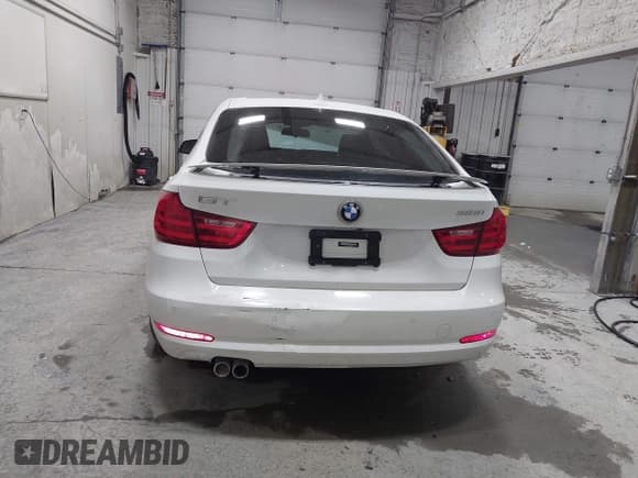 ✅ 2014 BMW 3 Series 328i Gran Turismo xDrive • VIN: WBA3X5C58ED559323 • Лот: 42628267. Опубликован ранее на IAAI с пробегом 116 284 миль. Бесплатный доступ к архиву аукционных продаж из США и подробный отчёт об истории автомобиля на DreamBid. Изображение 17.