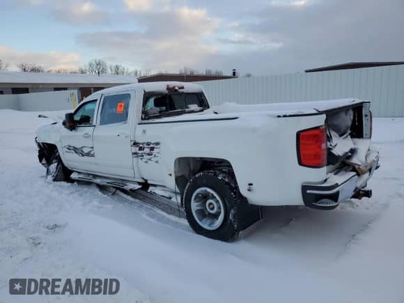 2017 Chevrolet Silverado 3500HD LT с VIN 1GC4KZCY3HF218153, выставлен на аукционе Copart как лот 42990405 с пробегом Не указан миль и Списание • Salvage title. История ставок и продаж доступна на DreamBid. Изображение 2.