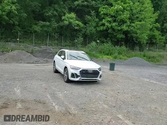 ✅ 2023 Audi Q5 S line Prestige • VIN: WA1FAAFY1P2124068 • Lot: 60449165. Wystawiony na Copart z przebiegiem 19 763 mil. Bezpłatny archiwum sprzedaży aukcyjnych z USA i szczegółowy raport historii pojazdu na DreamBid. Zdjęcie 14.