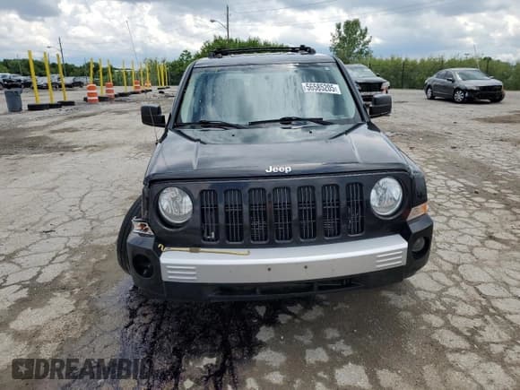 ✅ 2007 Jeep Patriot Limited • VIN: 1J8FF48W37D275916 • Lot: 56585205. Listed on Copart with 106,919 mi. Free auction sales archive from the USA and detailed vehicle history report at DreamBid. Image 5.