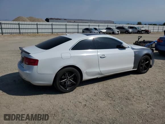 ✅ 2014 Audi A5 Premium Plus • VIN: WAULFAFR2EA021941 • Лот: 70678545. Опубликован ранее на Copart с пробегом 206 719 миль. Бесплатный доступ к архиву аукционных продаж из США и подробный отчёт об истории автомобиля на DreamBid. Изображение 3.