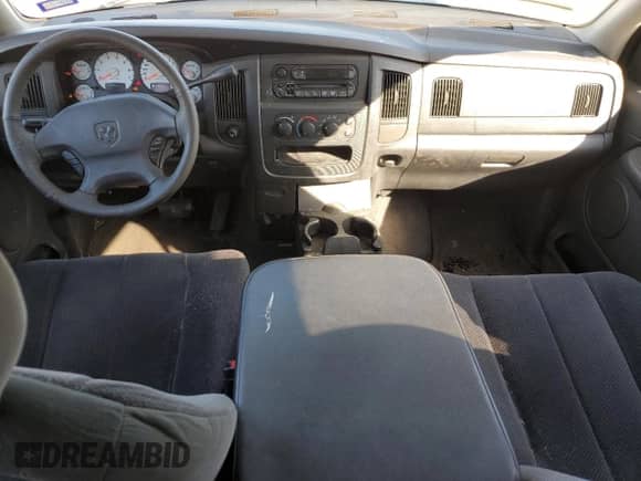 2002 Dodge 1500 z VIN 1D7HA18N32S609117, wystawiony jako Copart lot #69527594 z przebiegiem 259 556 mil mil oraz Szkoda całkowita • Salvage title. Historia ofert i sprzedaży dostępna na DreamBid. Obrazek 8.