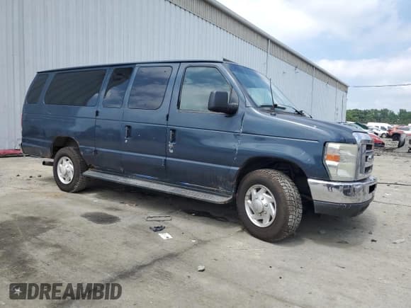 ✅ 2009 Ford Econoline Passenger XL • VIN: 1FBSS31L99DA33926 • Lot: 61430285. Listed on Copart with 491,365 mi. Free auction sales archive from the USA and detailed vehicle history report at DreamBid. Image 4.