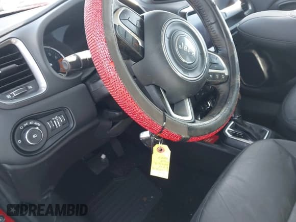 ✅ 2023 Jeep Renegade Limited • VIN: ZACNJDD11PPP35035 • Lot: 41355944. Listed on IAAI with Not provided. Free auction sales archive from the USA and detailed vehicle history report at DreamBid. Image 11.