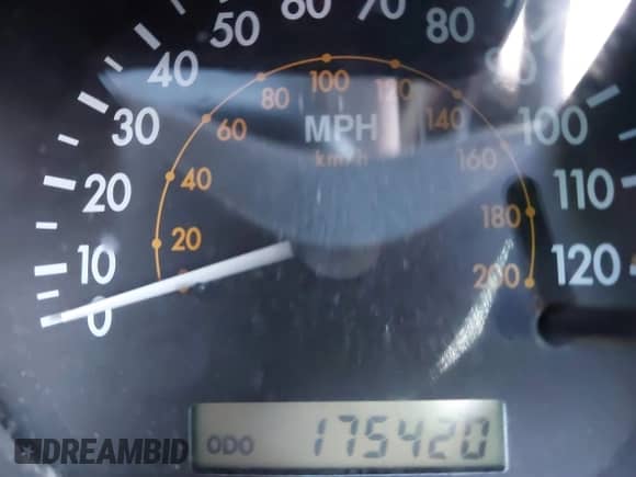 2006 Chevrolet Aveo LS z VIN KL1TD56686B684391, wystawiony jako IAAI lot #41848273 z przebiegiem 175 420 mil mil oraz . Historia ofert i sprzedaży dostępna na DreamBid. Obrazek 13.