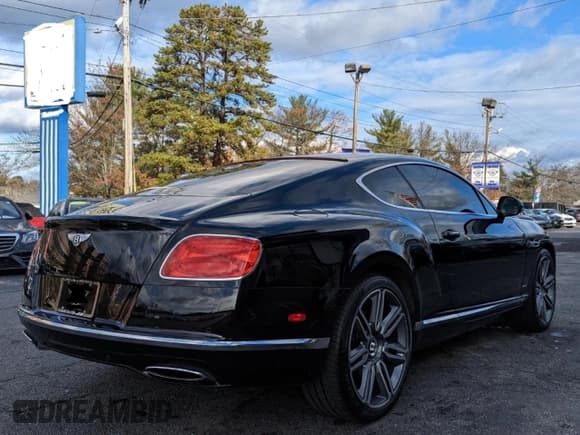 ✅ 2016 Bentley Continental GT • VIN: SCBFU7ZA9GC050989 • Lot: 44276495. Listed on Copart with 8,523 mi. Free auction sales archive from the USA and detailed vehicle history report at DreamBid. Image 4.