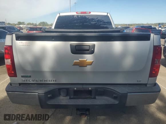 ✅ 2012 Chevrolet Silverado 1500 LT • VIN: 1GCNKSE03CZ142394 • Lot: 69772854. Listed on Copart with 178,474 mi. Free auction sales archive from the USA and detailed vehicle history report at DreamBid. Image 6.