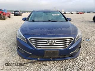 ✅ 2017 Hyundai Sonata SE • VIN: 5NPE24AF5HH595419 • Lot: 46975983. Listed on Copart with 50,369 mi. Free auction sales archive from the USA and detailed vehicle history report at DreamBid. Image 5.