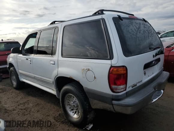 ✅ 2001 Ford Explorer XLT • VIN: 1FMZU73E81ZA24759 • Lot: 50198035. Listed on Copart with 221,073 mi. Free auction sales archive from the USA and detailed vehicle history report at DreamBid. Image 2.