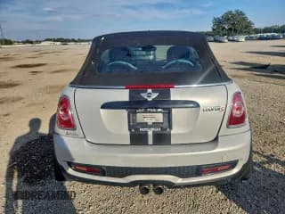 ✅ 2015 MINI Convertible S • VIN: WMWZP3C57F2A91082 • Lot: 93736545. Listed on Copart with 78,955 mi. Free auction sales archive from the USA and detailed vehicle history report at DreamBid. Image 6.