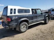 ✅ 2002 Chevrolet S-10 LS • VIN: 1GCCT19W428192836 • Лот: 52183955. Опубликован ранее на Copart с пробегом 119 300 миль. Бесплатный доступ к архиву аукционных продаж из США и подробный отчёт об истории автомобиля на DreamBid. Изображение 3.