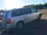 2008 Dodge Grand Caravan SXT z VIN 1D8HN54P88B140212, wystawiony jako IAAI lot #43399027 z przebiegiem 206 644 mil mil oraz . Historia ofert i sprzedaży dostępna na DreamBid. Obrazek 4.