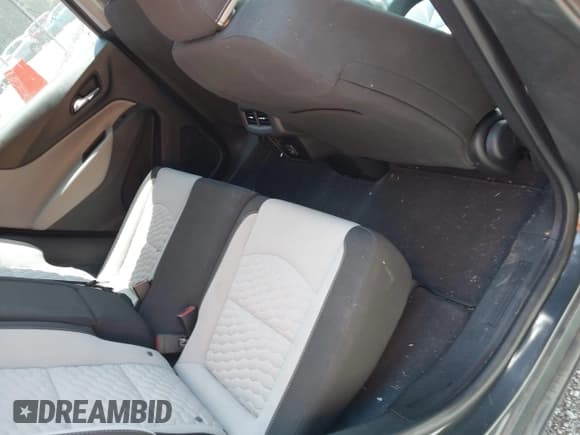✅ 2021 Chevrolet Equinox LS • VIN: 2GNAXSEV0M6155832 • Lot: 42981882. Listed on IAAI with 41,099 mi. Free auction sales archive from the USA and detailed vehicle history report at DreamBid. Image 8.