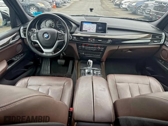 ✅ 2018 BMW X5 xDrive40e • VIN: 5UXKT0C53J0W02494 • Лот: 94928365. Опубликован ранее на Copart с пробегом 108 614 миль. Бесплатный доступ к архиву аукционных продаж из США и подробный отчёт об истории автомобиля на DreamBid. Изображение 9.