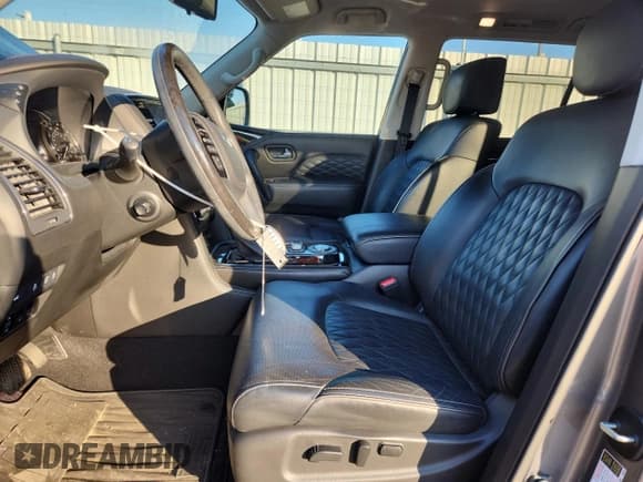 ✅ 2020 Infiniti QX80 Luxe • VIN: JN8AZ2ND6L9860099 • Lot: 84206395. Listed on Copart with 121,860 mi. Free auction sales archive from the USA and detailed vehicle history report at DreamBid. Image 7.