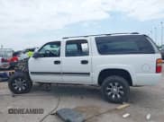 ✅ 2004 Chevrolet Suburban LT • VIN: 3GNGK26U24G303577 • Lot: 42881307. Wystawiony na IAAI z przebiegiem Nie podano. Bezpłatny archiwum sprzedaży aukcyjnych z USA i szczegółowy raport historii pojazdu na DreamBid. Zdjęcie 14.