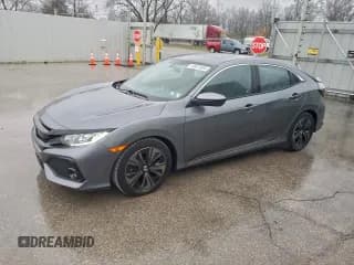 ✅ 2017 Honda Civic EX • VIN: SHHFK7H5XHU418932 • Lot: 92673325. Wystawiony na Copart z przebiegiem 88 595 mil. Bezpłatny archiwum sprzedaży aukcyjnych z USA i szczegółowy raport historii pojazdu na DreamBid. Zdjęcie 1.