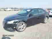 2014 Chevrolet Cruze LTZ z VIN 1G1PG5SB0E7257611, wystawiony jako IAAI lot #43106073 z przebiegiem 152 454 mil mil oraz . Historia ofert i sprzedaży dostępna na DreamBid. Obrazek 2.