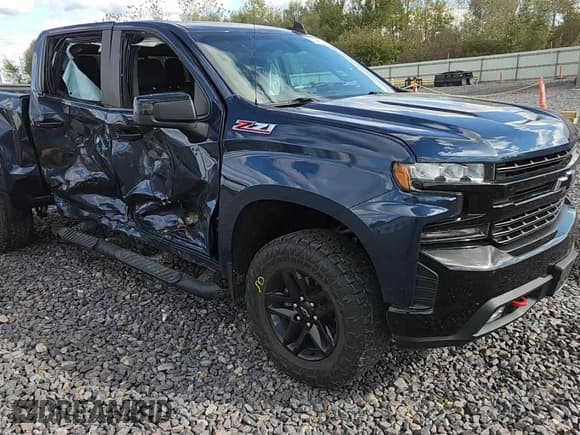 ✅ 2019 Chevrolet Silverado 1500 LT Trail Boss • VIN: 1GCPYFED2KZ400422 • Lot: 89499205. Wystawiony na Copart z przebiegiem 62 336 mil. Bezpłatny archiwum sprzedaży aukcyjnych z USA i szczegółowy raport historii pojazdu na DreamBid. Zdjęcie 13.