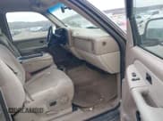 ✅ 2002 Chevrolet Suburban LS • VIN: 1GNEC16Z82J252026 • Лот: 41200765. Опубликован ранее на IAAI с пробегом 287 164 миль. Бесплатный доступ к архиву аукционных продаж из США и подробный отчёт об истории автомобиля на DreamBid. Изображение 5.