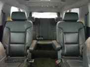 ✅ 2018 Chevrolet Suburban LT • VIN: 1GNSKHKC7JR357351 • Lot: 79824334. Wystawiony na Copart z przebiegiem 149 127 mil. Bezpłatny archiwum sprzedaży aukcyjnych z USA i szczegółowy raport historii pojazdu na DreamBid. Zdjęcie 10.