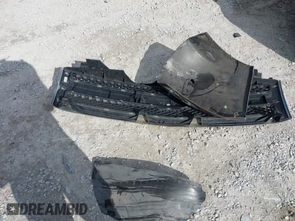 ✅ 2007 Chevrolet Silverado 1500 1LT • VIN: 3GCEC13J27G510315 • Lot: 41509767. Wystawiony na IAAI z przebiegiem 273 602 mil. Bezpłatny archiwum sprzedaży aukcyjnych z USA i szczegółowy raport historii pojazdu na DreamBid. Zdjęcie 12.