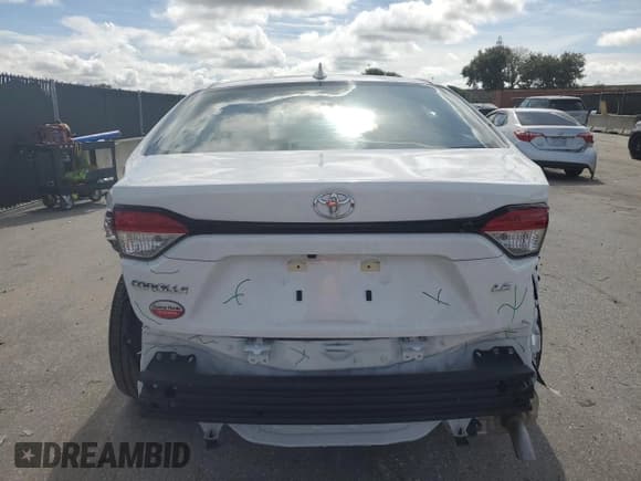 ✅ 2025 Toyota Corolla LE • VIN: 5YFB4MDE6SP300371 • Lot: 92033455. Listed on Copart with 2,430 mi. Free auction sales archive from the USA and detailed vehicle history report at DreamBid. Image 6.