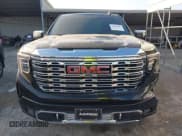 ✅ 2025 GMC Sierra 1500 Denali • VIN: 3GTUUGED5SG300089 • Лот: 42902201. Опубликован ранее на IAAI с пробегом 1 096 миль. Бесплатный доступ к архиву аукционных продаж из США и подробный отчёт об истории автомобиля на DreamBid. Изображение 12.