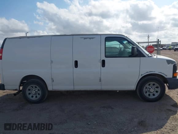 ✅ 2012 Chevrolet Express Cargo • VIN: 1GCSGAFX8C1108086 • Lot: 43768974. Listed on IAAI with 162,521 mi. Free auction sales archive from the USA and detailed vehicle history report at DreamBid. Image 13.