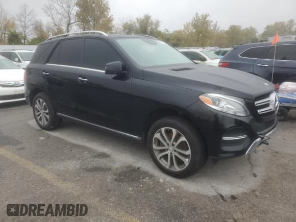 ✅ 2016 Mercedes-Benz GLE 350 • VIN: 4JGDA5JB3GA660531 • Lot: 90113465. Wystawiony na Copart z przebiegiem 135 651 mil. Bezpłatny archiwum sprzedaży aukcyjnych z USA i szczegółowy raport historii pojazdu na DreamBid. Zdjęcie 4.