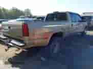 1998 Chevrolet Silverado 3500 с VIN 1GCHC33J9WF022102, выставлен на аукционе IAAI как лот 43267780 с пробегом 243 172 миль миль и . История ставок и продаж доступна на DreamBid. Изображение 4.