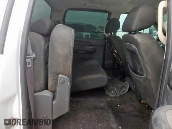 ✅ 2010 Chevrolet Silverado 1500 • VIN: 1GC4C0BG9AF121711 • Лот: 56764535. Опубликован ранее на Copart с пробегом 127 280 миль. Бесплатный доступ к архиву аукционных продаж из США и подробный отчёт об истории автомобиля на DreamBid. Изображение 10.