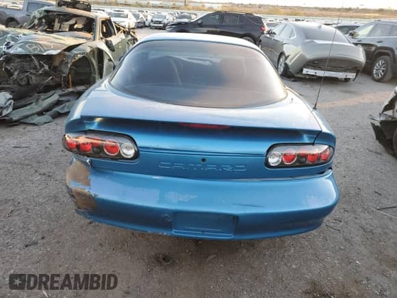 1999 Chevrolet Camaro z VIN 2G1FP22K2X2129925, wystawiony jako Copart lot #80724594 z przebiegiem 142 319 mil mil oraz Szkoda całkowita • Salvage title. Historia ofert i sprzedaży dostępna na DreamBid. Obrazek 6.