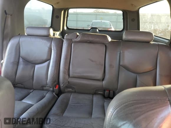 ✅ 2004 Chevrolet Suburban Z71 • VIN: 3GNFK16Z34G146854 • Лот: 79366184. Опубликован ранее на Copart с пробегом 299 711 миль. Бесплатный доступ к архиву аукционных продаж из США и подробный отчёт об истории автомобиля на DreamBid. Изображение 10.