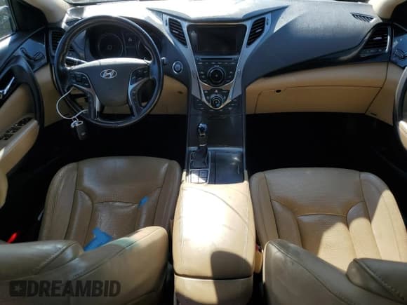 ✅ 2013 Hyundai Azera • VIN: KMHFG4JG2DA220759 • Лот: 70638935. Опубликован ранее на Copart с пробегом 105 888 миль. Бесплатный доступ к архиву аукционных продаж из США и подробный отчёт об истории автомобиля на DreamBid. Изображение 8.