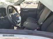 ✅ 2025 Chevrolet Silverado 1500 • VIN: 3GCUKDE82SG169193 • Лот: 66295515. Опубликован ранее на Copart с пробегом 3 482 миль. Бесплатный доступ к архиву аукционных продаж из США и подробный отчёт об истории автомобиля на DreamBid. Изображение 7.