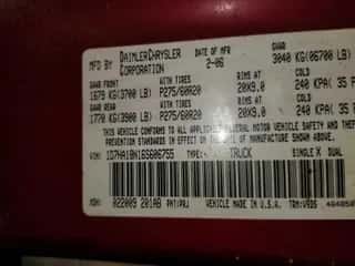 2006 Dodge 1500 SLT с VIN 1D7HA18N16S606755, выставлен на аукционе IAAI как лот 42392722 с пробегом 170 935 миль миль и . История ставок и продаж доступна на DreamBid. Изображение 1.