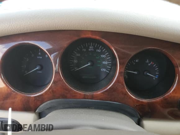 ✅ 1999 Jaguar XJ • VIN: SAJHD1043XC869413 • Lot: 76940624. Wystawiony na Copart z przebiegiem Nie podano. Bezpłatny archiwum sprzedaży aukcyjnych z USA i szczegółowy raport historii pojazdu na DreamBid. Zdjęcie 9.