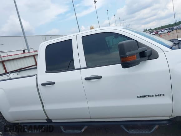 ✅ 2019 Chevrolet Silverado 2500HD Work Truck • VIN: 2GC2KREG0K1194436 • Лот: 43074666. Опубликован ранее на IAAI с пробегом 55 347 миль. Бесплатный доступ к архиву аукционных продаж из США и подробный отчёт об истории автомобиля на DreamBid. Изображение 13.