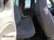 2001 Dodge 1500 z VIN 3B7HC13Y31G199091, wystawiony jako Copart lot #74186904 z przebiegiem 140 674 mil mil oraz Czysty tytuł • Clean title. Historia ofert i sprzedaży dostępna na DreamBid. Obrazek 10.