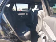 ✅ 2019 Mercedes-Benz GLC 300 • VIN: WDC0G4KB2KV184925 • Lot: 43002033. Wystawiony na IAAI z przebiegiem 56 641 mil. Bezpłatny archiwum sprzedaży aukcyjnych z USA i szczegółowy raport historii pojazdu na DreamBid. Zdjęcie 8.